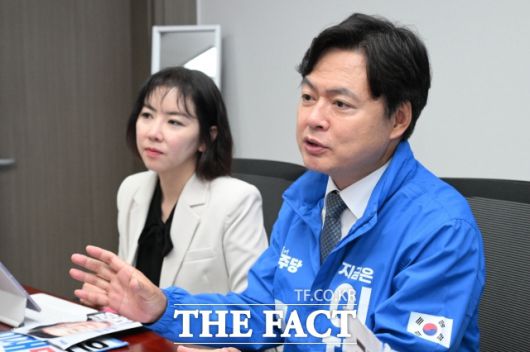 임세은 민생 대변인은 이재명 후보의 민생 메시지를 대외적으로 전달하는 역할을 맡고 있다. 그는 이번 선대위의 특징으로 "지난 대선과 달리 시간이 짧아 효율성이 중시된다"며 "회의를 줄이고, 당사에 머무르기보다 현장에 나가는 분위기"라고 설명했다. /박헌우 기자