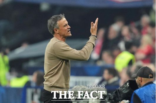 3-0으로 앞선 상황에서도 이강인을 교체 투입하지 않은 PSG의 루이스 엔리케 감독./파리=AP.뉴시스