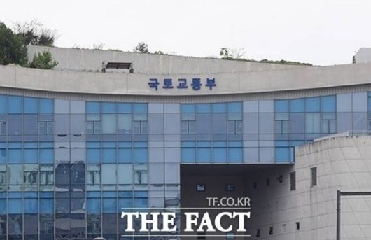 국토교통부가 지난 1∼2월 서울지역 주택 이상거래를 집중 점검한 결과, 위법 의심거래 108건을 적발했다. /더팩트 DB
