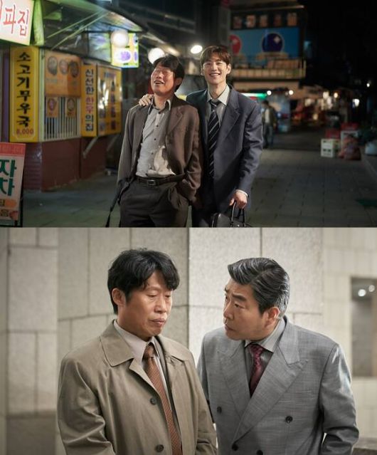 손현주(아래쪽 사진의 오른쪽)는 "유해진과 장르나 관계를 바꿔서 다시 한번 만나보고 싶다"고 함께 호흡을 맞춘 소감을 전했다. /쇼박스