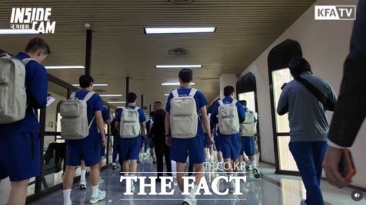 이라크 바스라 국제공항에 도착한 홍명보호 선수들./KFATV