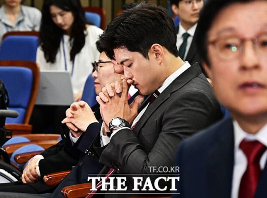 김용태 국민의힘 비상대책위원장이 5일 오전 서울 여의도 국회에서 열린 의원총회에 참석해 생각에 잠겨 있다. /배정한 기자