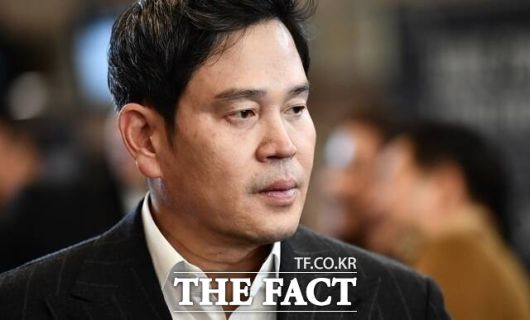 신세계그룹은 "정용진 회장이 유튜브 등을 통한 허위사실 유포에 강력하게 법적 대응할 예정"이라고 11일 밝혔다. /더팩트 DB