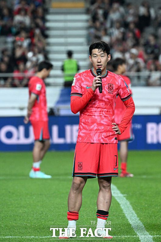 '월드컵 11회 연속 진출' 응원해준 팬들에게 감사 인사 전하는 손흥민.