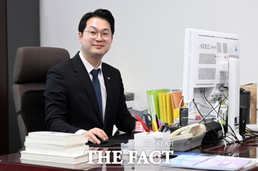 필리버스터, 국감, 계엄사태, 대선까지 1년 2개월을 숨 가쁘게 달려온 김 의원에게 앞으로의 과제를 묻자 "이 대통령을 뒷받침하는 게 제일 1순위"라고 말했다. /남용희 기자