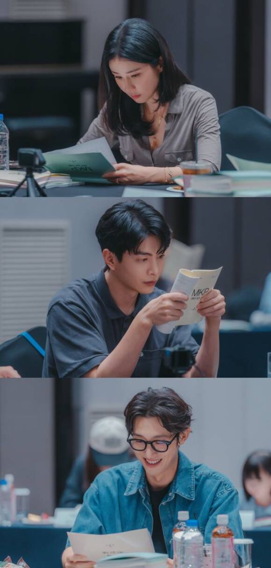 이보영 이민기 강기영(위쪽부터)이 출연하는 '메리 킬즈 피플'은 오는 8월 1일 오후 10시 첫 방송한다. /MBC