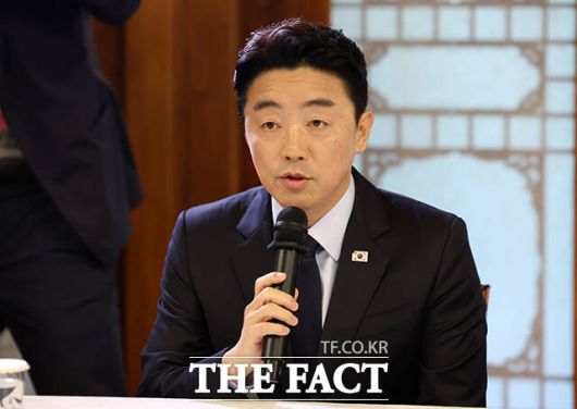 모두발언 하는 강훈식 대통령 비서실장.