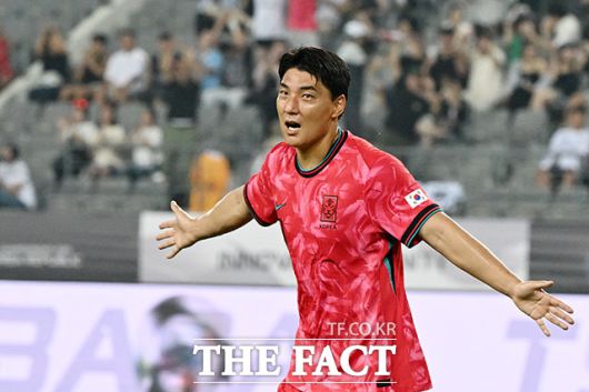 추가골 넣고 기뻐하는 주민규.