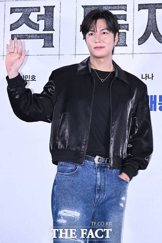 유중혁 역의 이민호는 "이 공기가 오랜만이다. 제가 10년 만에 굉장히 떨리고 어떻게 보셨을지 궁금하다"고 떨리는 마음을 내비쳤다. /서예원 기자