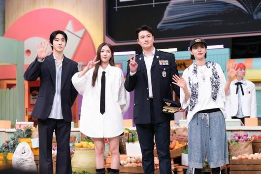 '전지적 독자 시점'의 주역 안효섭 채수빈 신승호 나나(왼쪽부터)가 tvN '놀라운 토요일'에 출연한다. /tvN