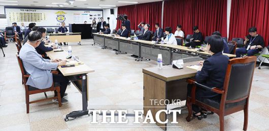 서울구치소 방문한 '3대특검(내란·김건희·순직해병) 종합대응 특별위원회'.