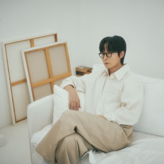 권순관의 EP '여행자'는 타이틀곡 만큼이나 수록곡도 뛰어난 음악성을 지닌 수작이다. 이는 권순관 음악의 특징이기도 하다./엠피엠지 뮤직