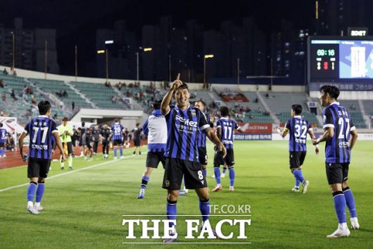 윤정환 감독을 만나 뛰어난 공격 본능을 보이고 있는 인천 신진호./K리그