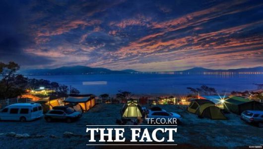 인천 강화도 마니산 캠핑장은 바다를 조망할 수 있는 차박 피크닉 장소로 장곶돈대 등과 가까워 등산, 레저 활동에 적합하다. /인천관광공사