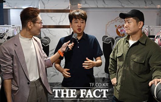 이준석 개혁신당 대표가 '중국계 출신'이라는 루머를 부인했다. /임영무 기자