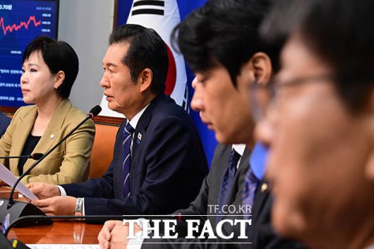 모두발언 하는 정청래 대표.