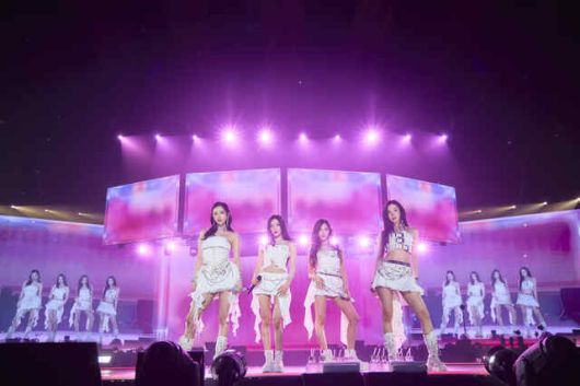 그룹 에스파가 11일부터 13일까지 일본 도쿄 아리아케 아리나에서 '2025 aespa LIVE TOUR -SYNK : aeXIS LINE'을 개최하고 약 3만 관객과 만났다./SM엔터테인먼트