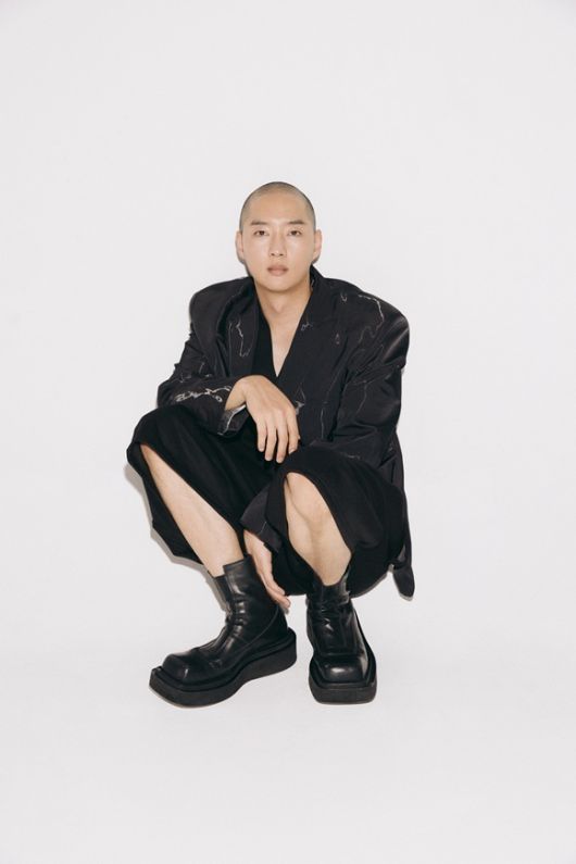 배우 강영석이 <더팩트>와의 인터뷰를 통해 "한계를 두지 않고 어떤 역할이든 할 수 있는 최선을 다하고 싶다"고 밝혔다. /㈜쇼박스