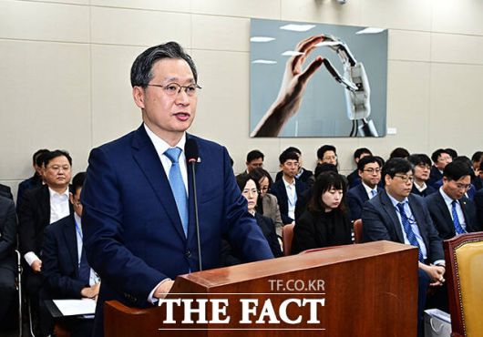 인사말 하는 윤영빈 우주항공청장.