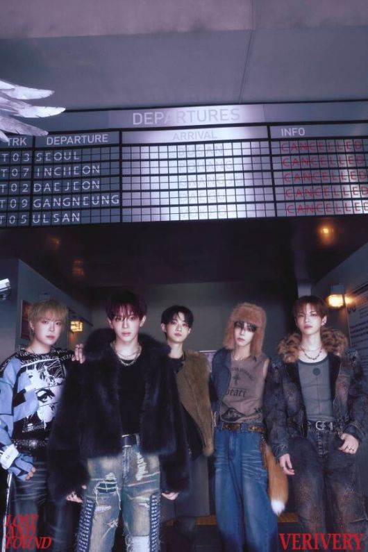 베리베리의 새 싱글 'Lost and Found'의 타이틀곡 'RED (Beggin')'은 더 포시즌스가 1967년 발표한 'Beggin''을 인터폴레이션한 곡이다. 베리베리는 'RED (Beggin')'도 원곡처럼 전 세계적인 사랑을 받기를 바랐다./젤리피쉬