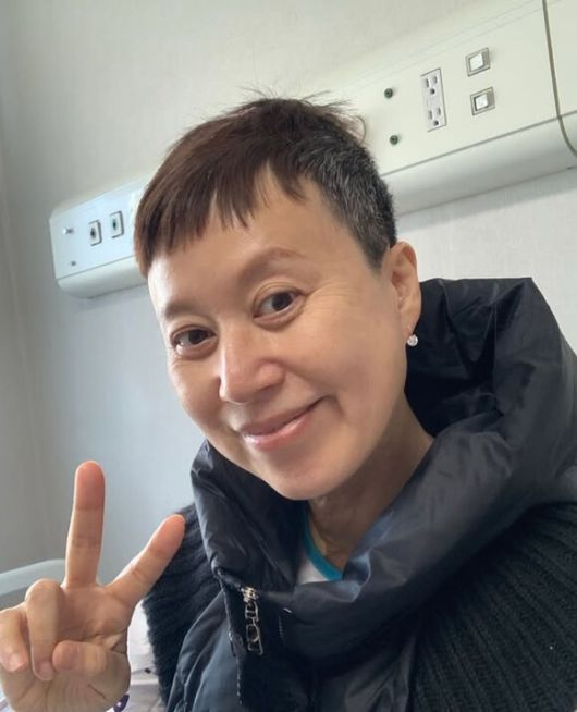 유방암 사실을 밝힌 코미디언 박미선이 병원에서 찍은 사진을 7일 자신의 소셜 미디어에 올렸다./인스타그램 캡처