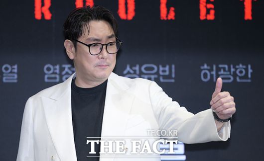 배우 조진웅이 소년범이었다는 과거가 공개된 가운데 소년원에 안 가본 청춘도 있냐며 그를 두둔하는 옹호론이 등장했다. /더팩트 DB