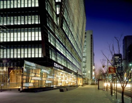 DB손해보험이 소비자의 날을 맞아 임직원과 함께 '2025 소비자보호 컨퍼런스'를 열었다. /DB손해보험