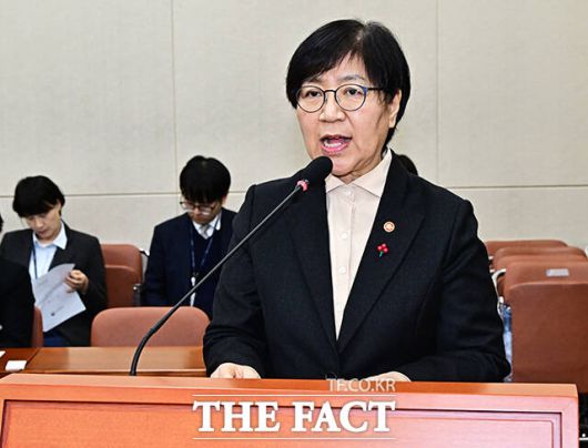 인사말 하는 정은경 보건복지부 장관.