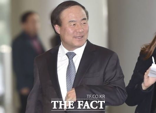 반도체 사업을 담당하는 DS부문 영업이익이 대폭 늘어나 역대급 실적을 달성한 것으로 파악된다. 사진은 전영현 삼성전자 DS부문장. /더팩트 DB