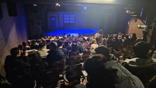 김학도와 윤형빈은 이번 뮤지컬 '프리마돈나'에 심사위원이 아닌 지원자로 오디션 현장에 참여해 치열한 경쟁을 거친 끝에 최종 캐스팅됐다는 점에서 이들의 도전에 의미를 더한다. /'프리마돈나'