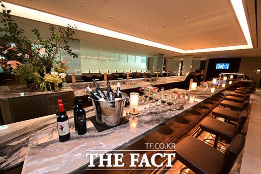 리뉴얼 후 공개된 대한항공 프레스티지 동편 좌측 라운지.