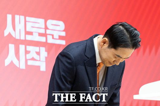 당 안팎에서는 내홍을 정리하지 못할 경우 쇄신이 구호에 그칠 수 있다는 우려가 나온다. 특히 한 전 대표의 중징계가 현실화될 경우 지지율 하락세가 장기화될 수 있다는 관측도 나온다./남용희 기자