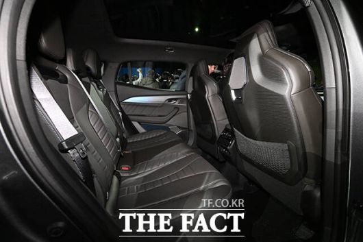 르노코리아 글로벌 플래그십 미디어 공개 행사가 13일 오전 서울 광진구 그랜드 워커힐에서 열린 가운데 르노 필랑트 차량이 공개되고 있다. /서예원 기자