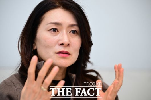 박향수 Free2move 공동대표는 "현재 북한을 떠올리면 감시와 통제 사회라는 이미지가 가장 먼저 떠오른다"고 말했다. 사진은 지난 12일 박 대표가 경기 고양시의 한 모처에서 더팩트와 인터뷰를 하고 있는 모습이다. /남윤호 기자