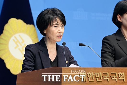 관악구청장 선거 출마 선언하는 이혜숙 개혁신당 관악갑 당협위원장.