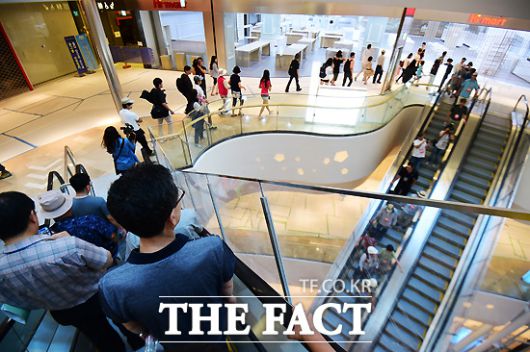 카드업계가 소비 여력이 높은 우량고객 확보를 도모한다. / 배정한 기자