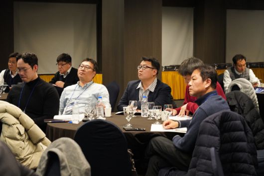 울진군은 '2026 울진 청정수소 포럼'을 개최하고, 동해안 청정수소 클러스터 구축과 연계한 울진 원자력수소 국가산업단지 활성화 방안을 논의했다. /울진군