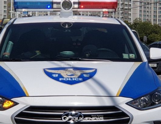 \"경찰차\" = 국제뉴스 D/B