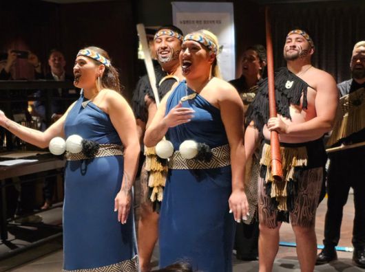 카파 하카(Kapa Haka) 팀. 사진/NZTE