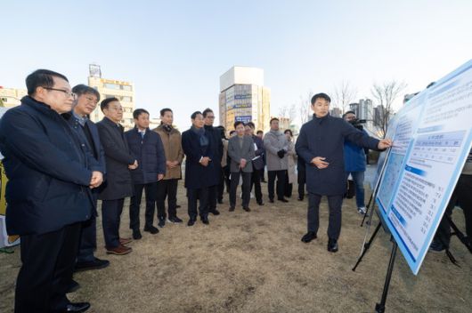 정헌율 익산시장, 정부에 핵심 현안 강력 건의(사진=익산시 제공)