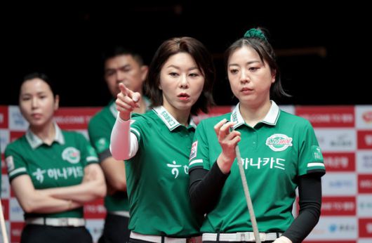 하나카드 여자복식 콤비 김가영과 사카이/@PBA