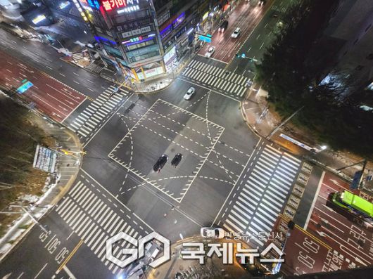 24m 조명타워 설치 모습 [사진제공=양천구청]