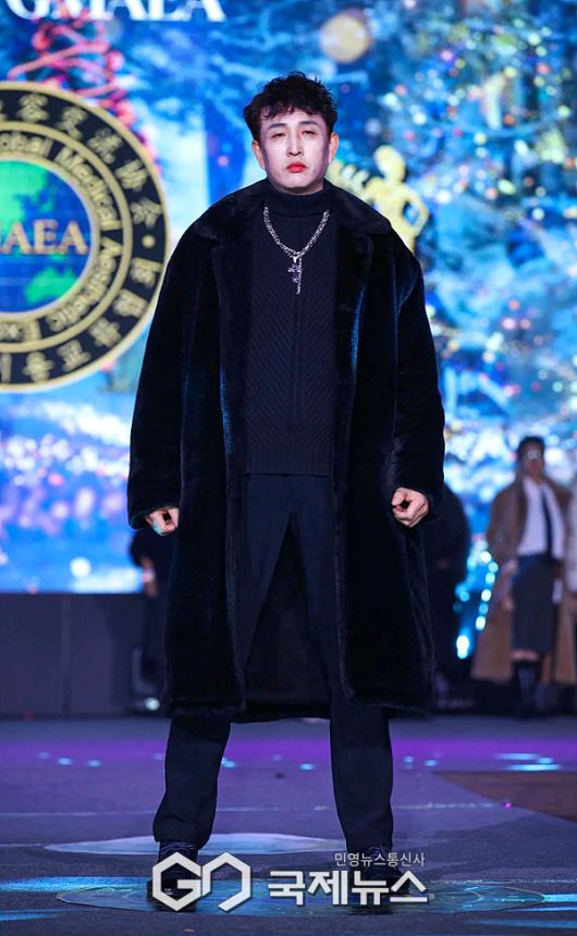 ▲ 글로벌탑모델상 수상자 시니어 모델 이영철 / ⓒ이대웅 기자