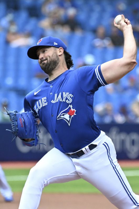 류현진은 양키스전 슬라이더 구사를 동료 로비 레이로부터 영향을 받았다고 했다. 올 시즌 사이영상급으로 시즌내내 호투한 로비 레이. AP연합뉴스