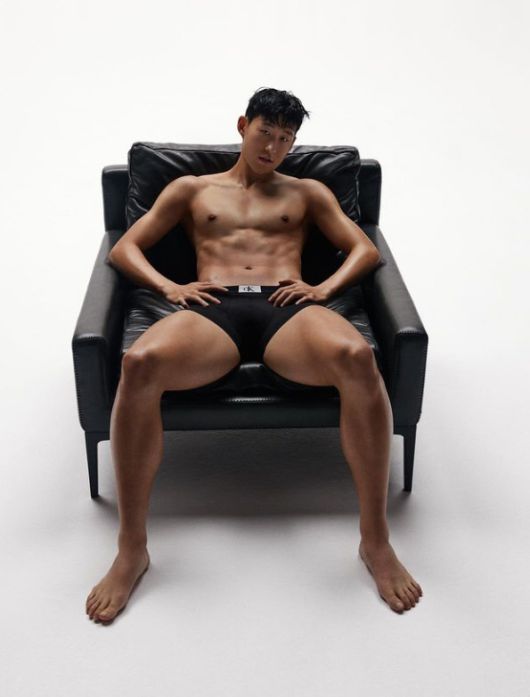 축구스타 손흥민. 출처 | 캘빈클라인