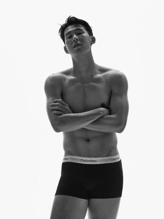 축구스타 손흥민. 출처 | 캘빈클라인