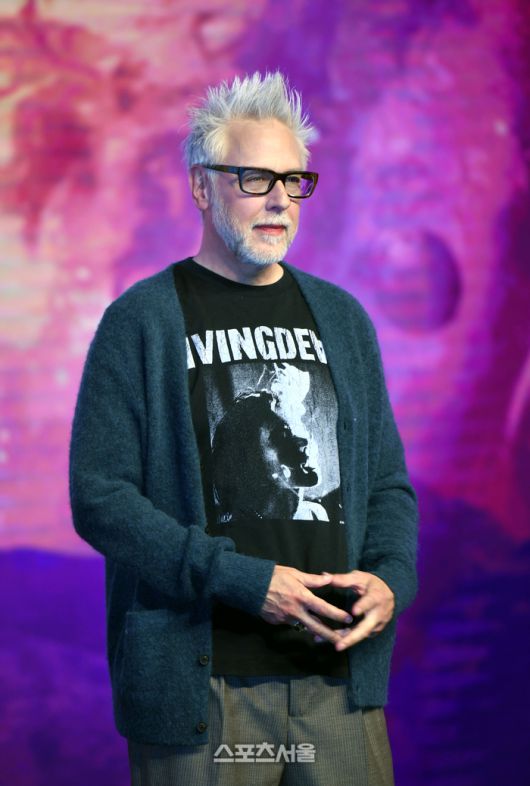 제임스 건 감독이 18일 서울 여의도 콘래드호텔에서 열린 영화 ‘가디언즈 오브 갤럭시: Volume 3’ 내한 기자간담회에 앞서 포토타임을 갖고 있다. 2023. 4. 18.최승섭기자 thunder@sportsseoul.com