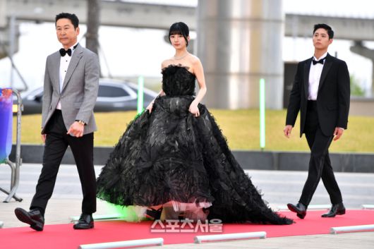 [포토]백상예술대상 3MC 신동엽, 수지,박보검