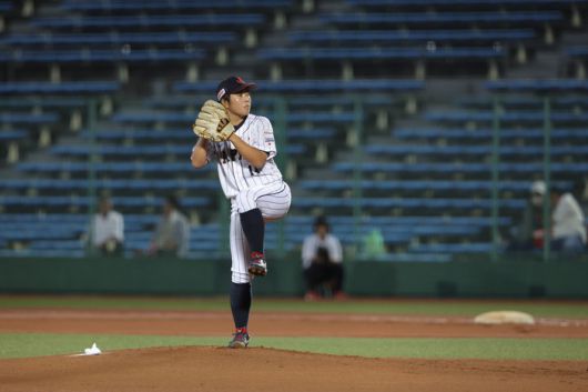 일본 여자야구 대표팀 투수 카나 오노데라가 7이닝 완투하고 승리투수가 됐다. 사진출처 | WBSC.