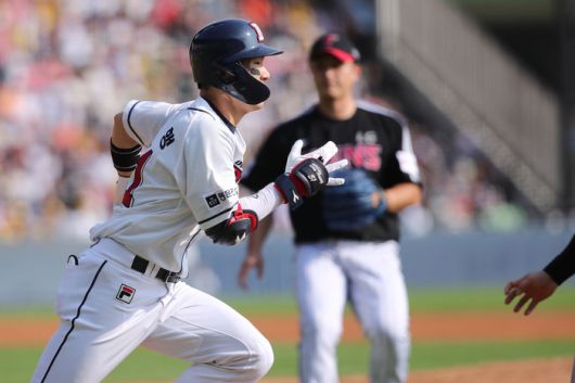 폭발적인 스피드를 과시하는 조수행. 사진 | 두산 베어스